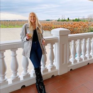 Meet your Posher, Katarina